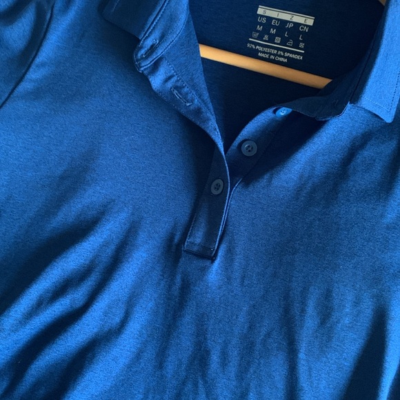 Blue collared golf ⛳️ shirt - Picture 5 of 9